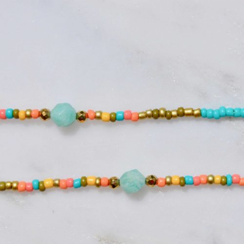 Collar de Cuentas Multicolor con Piedra Natural - Coral / Dorado / Azul